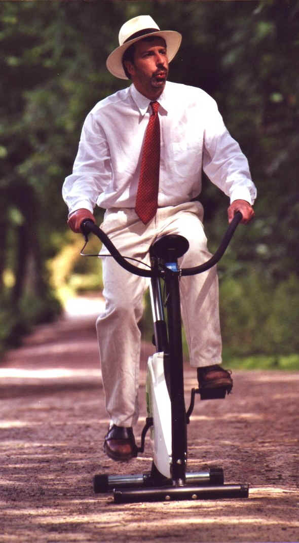 Almoyna &agrave; v&eacute;lo